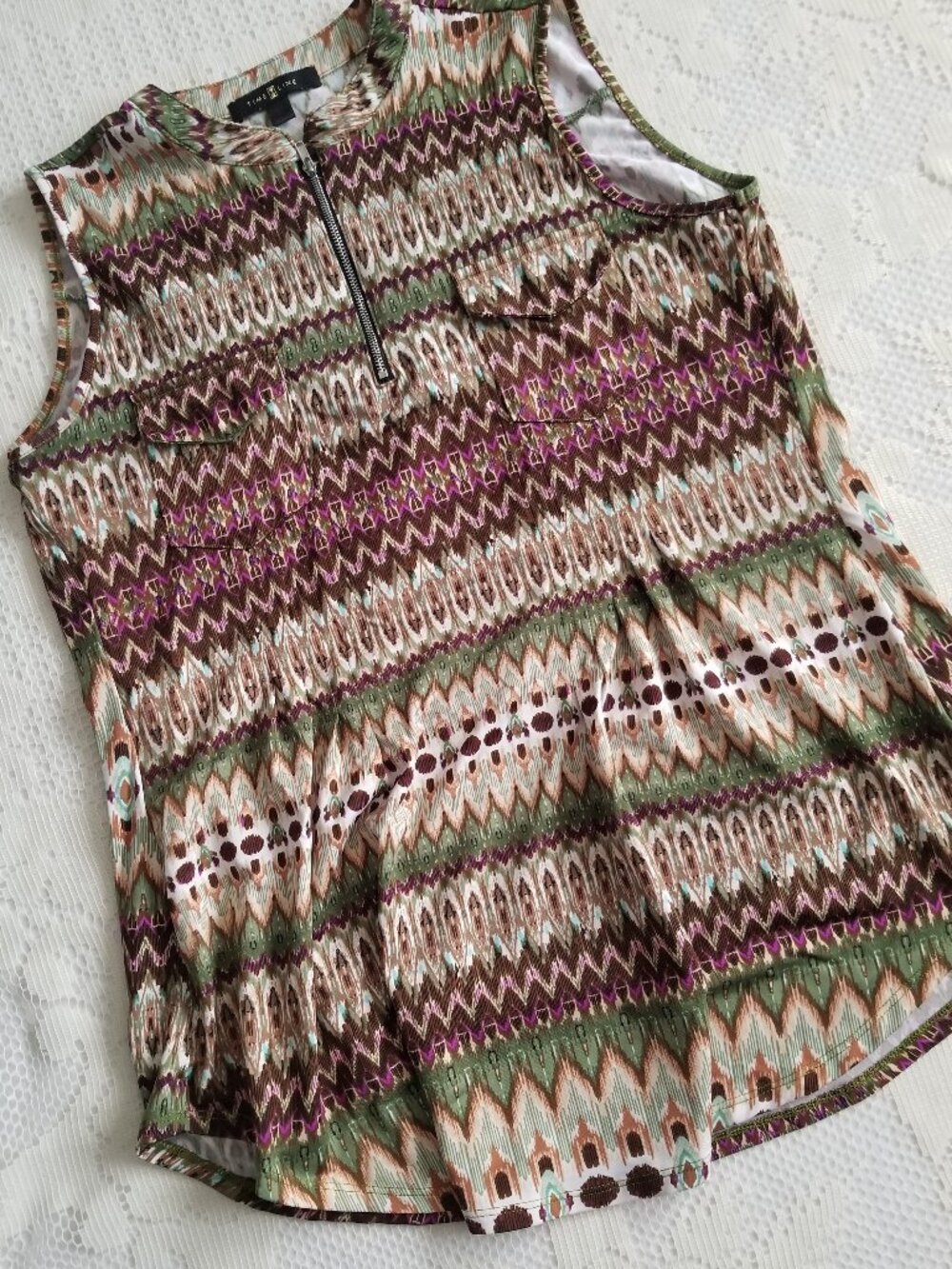Geometric Sleeveless Blouse Green & Tan Abstract Print Medium